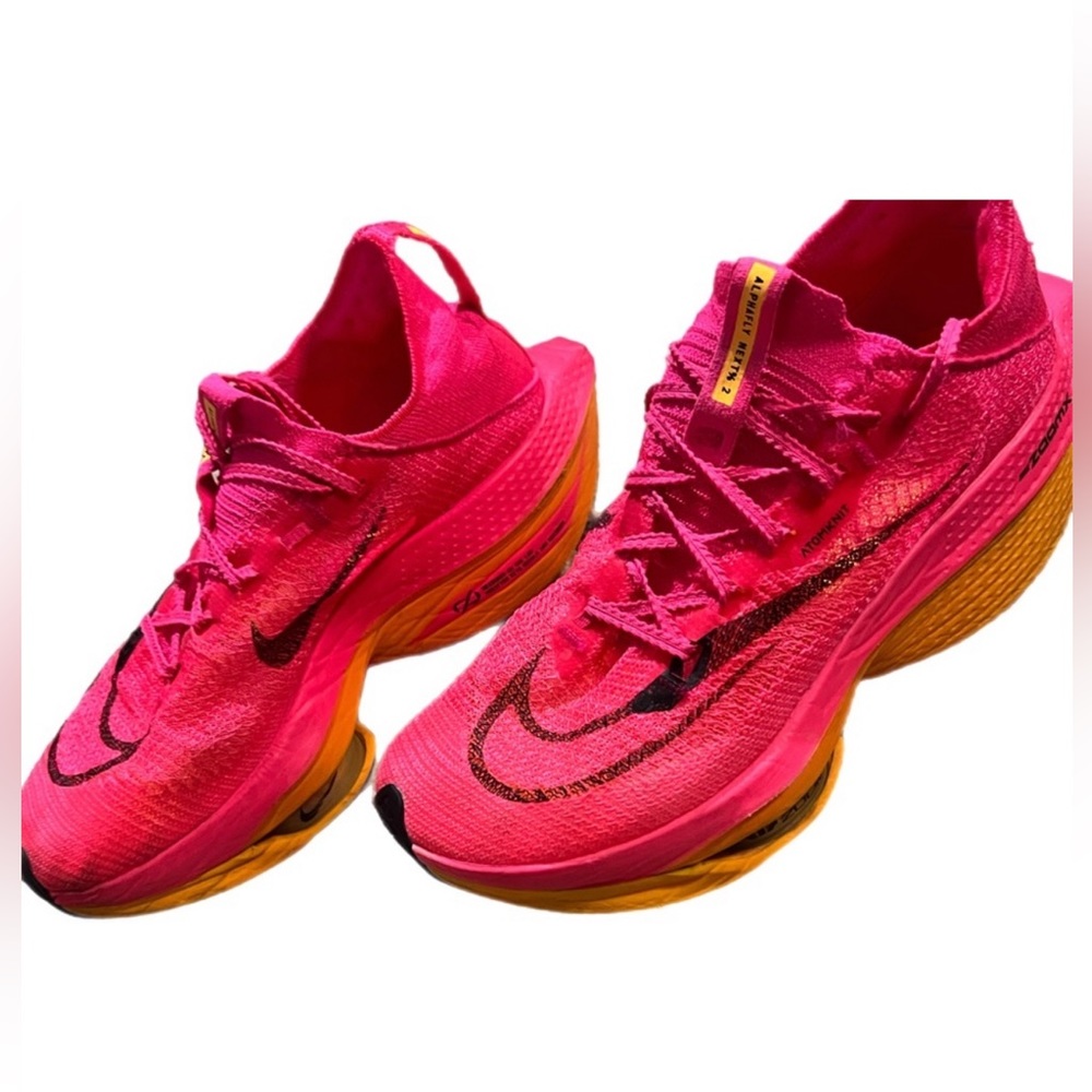 Nike Air Zoom Alphafly Next% Hyper Pink Black Orange
Women’s 8.5